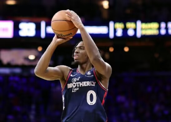 ¡Tres puntos locos! Los 76ers & Hornets hicieron un total de 14 hits en el primer cuarto, con una tasa de tiro del 56%.