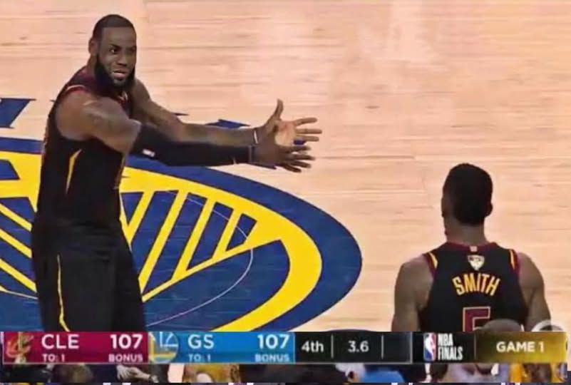 JR: James todavía no me ha perdonado, pero no pedir un tiempo muerto no afecta que seas la CABRA.