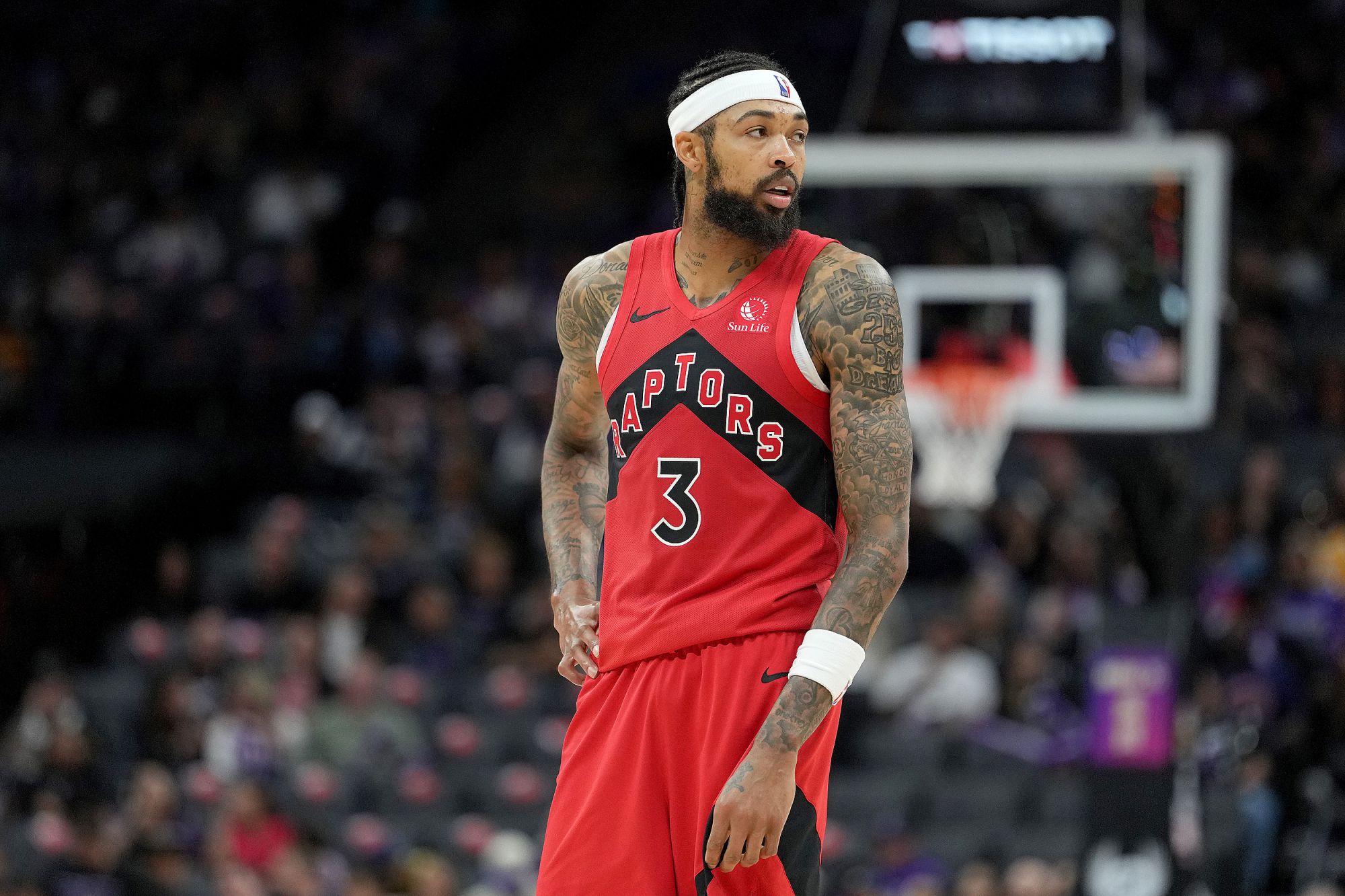 ¡Gran actuación! Ingram anotó 25 puntos con 8 de 17 tiros, 5 rebotes y 4 asistencias.