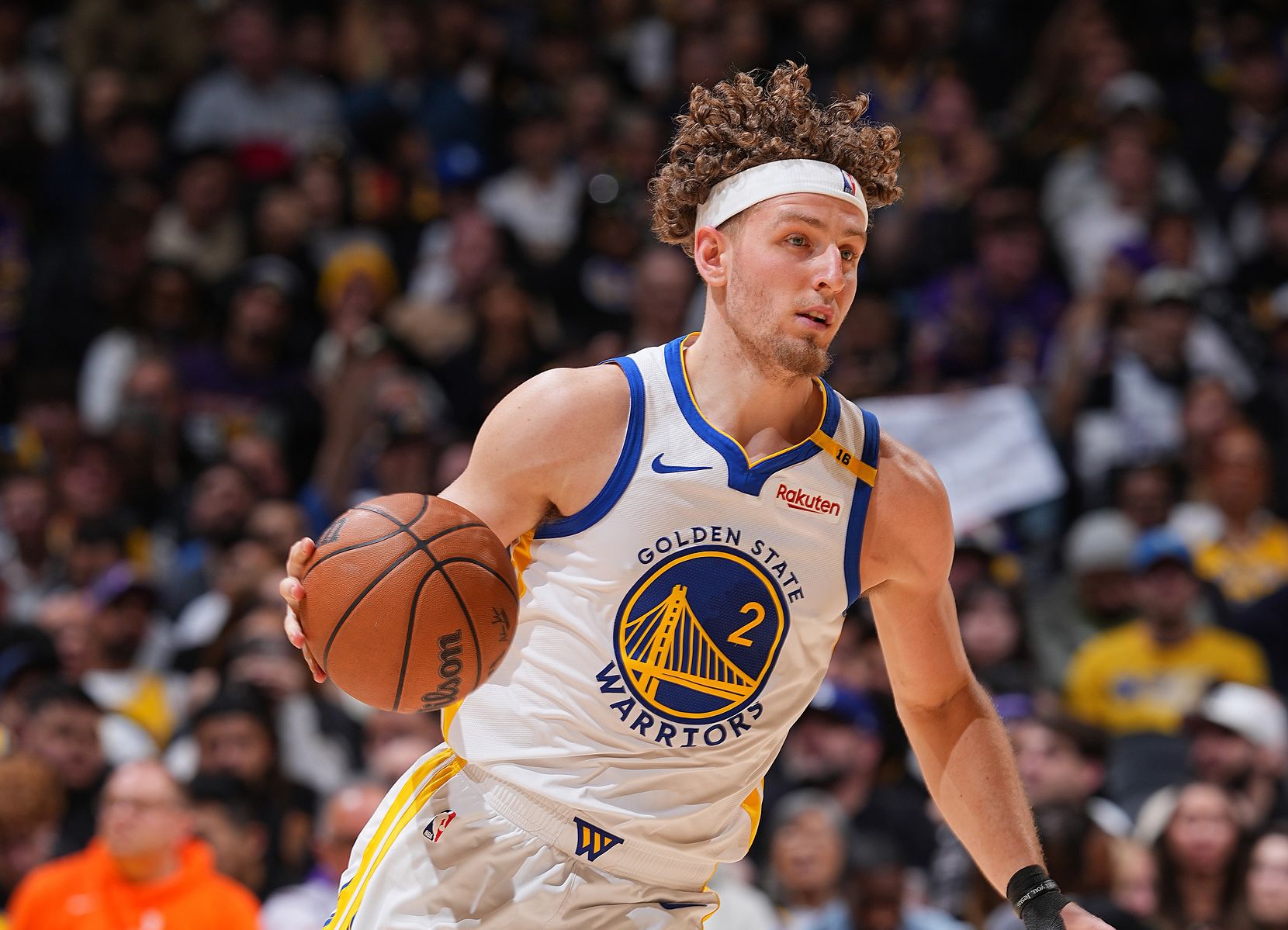 Notas de los Warriors: Algunas personas en el equipo pusieron los ojos en blanco cuando Podger dijo que quería superar a Curry.
