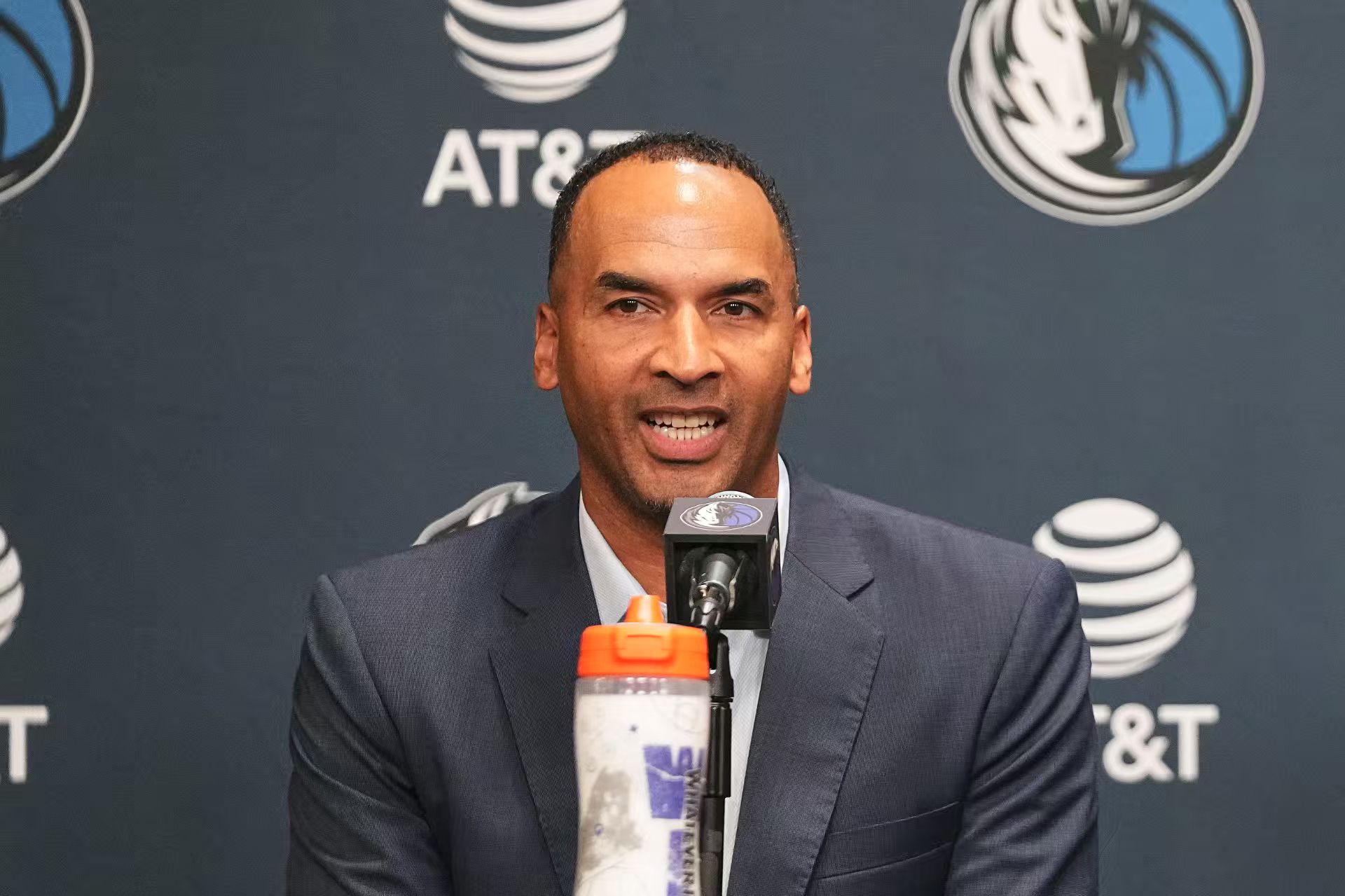 Reportero famoso: Los Mavericks apuntan a Lindsay, vicepresidente de operaciones de los Pistons, Cuban lo insta a desempeñarse como gerente general