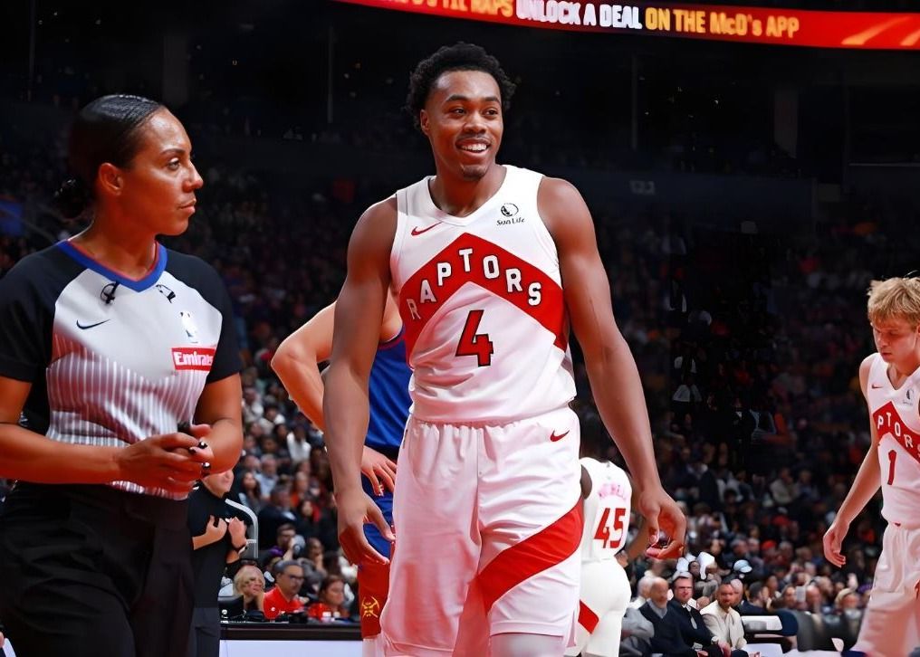 Barnes tiene al menos 1 intercepción y 1 bloqueo en 9 juegos consecutivos, empatado con Carter por la racha más larga en la historia del equipo.