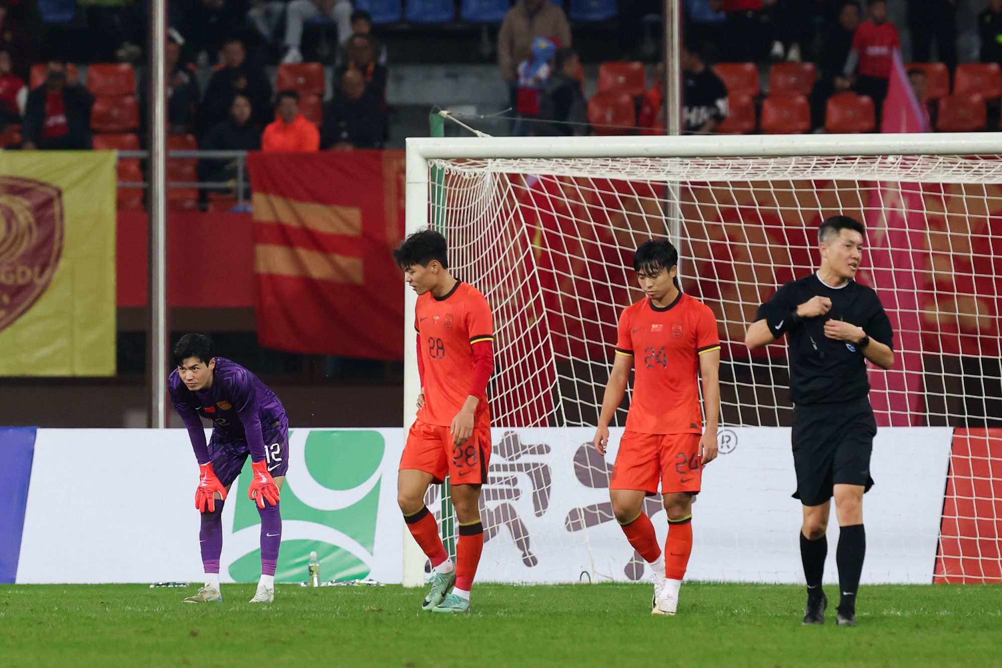 La selección nacional de fútbol sub-22 perdió ante Vietnam. La selección nacional volvió a perder ante Vietnam tras las eliminatorias del Mundial de 2022.