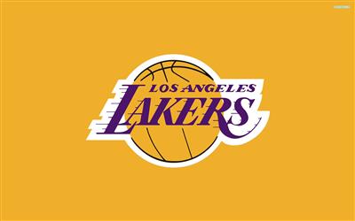 ¿Resolver el problema del derrumbe de tres lagos? Reportero del equipo: Los jugadores de los Lakers salieron a calentar antes de que terminara el espectáculo del entretiempo.