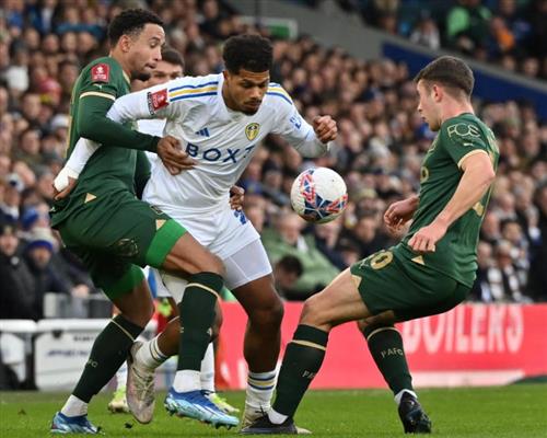 Leeds United vs Plymouth Argyle