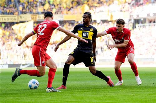 Friburgo vs Borussia Dortmund