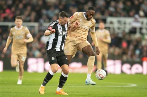 Newcastle United-Bromley