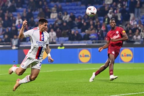 Lyon vs Red Bull Salzburgo
