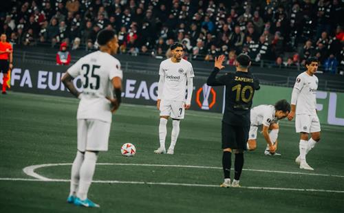 Eintracht Frankfurt vs Slavia Praga