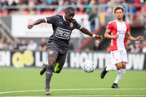 Feyenoord contra Almere City FC