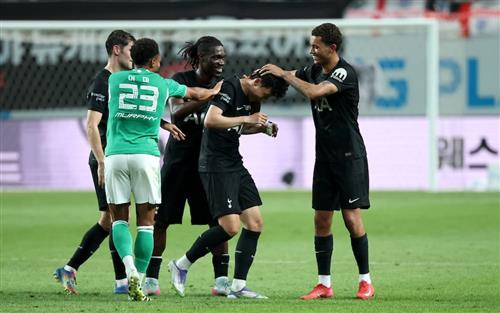 Newcastle United-Tottenham Hotspur