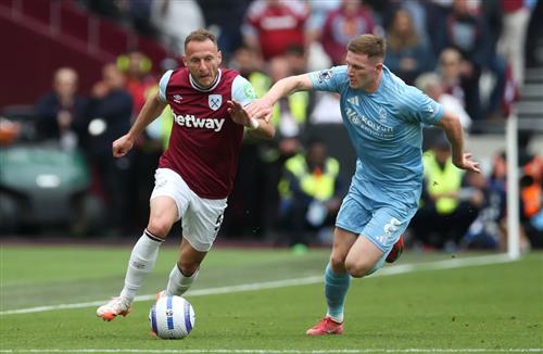 West Ham United contra Nottingham Forest