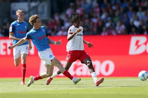 Kielholstein vs Friburgo