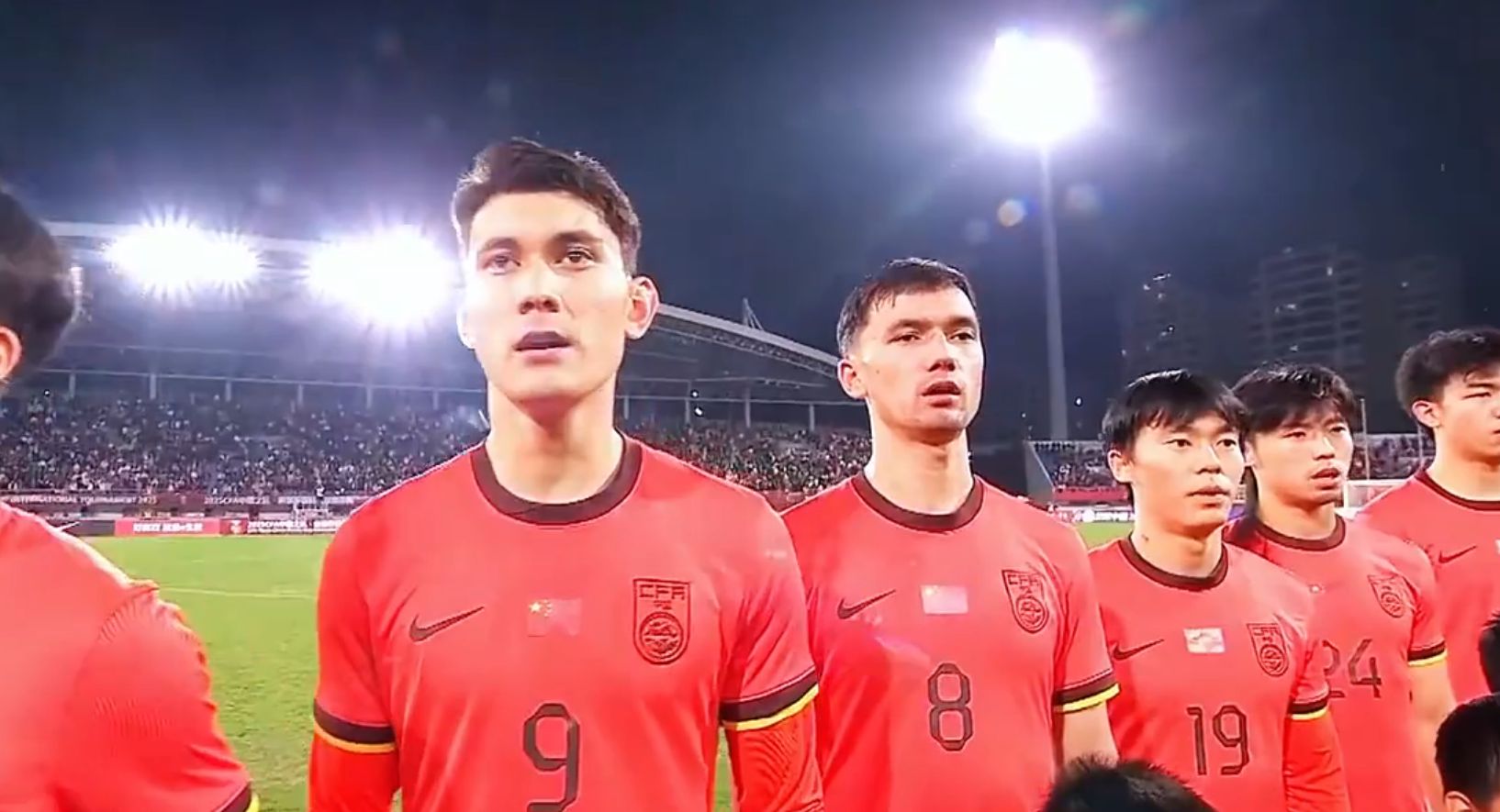 Candente discusión sobre la victoria de la selección sub-22 de fútbol sobre Corea del Sur: depende de cómo utilizar Baihe Lamu; Corea del Sur es como un equipo universitario.